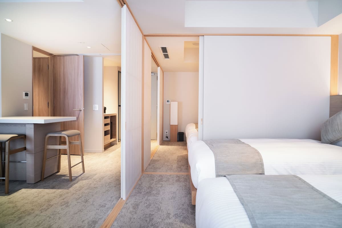 Family Suite | In-room safe, cribs (free), WiFi (free), bed sheets