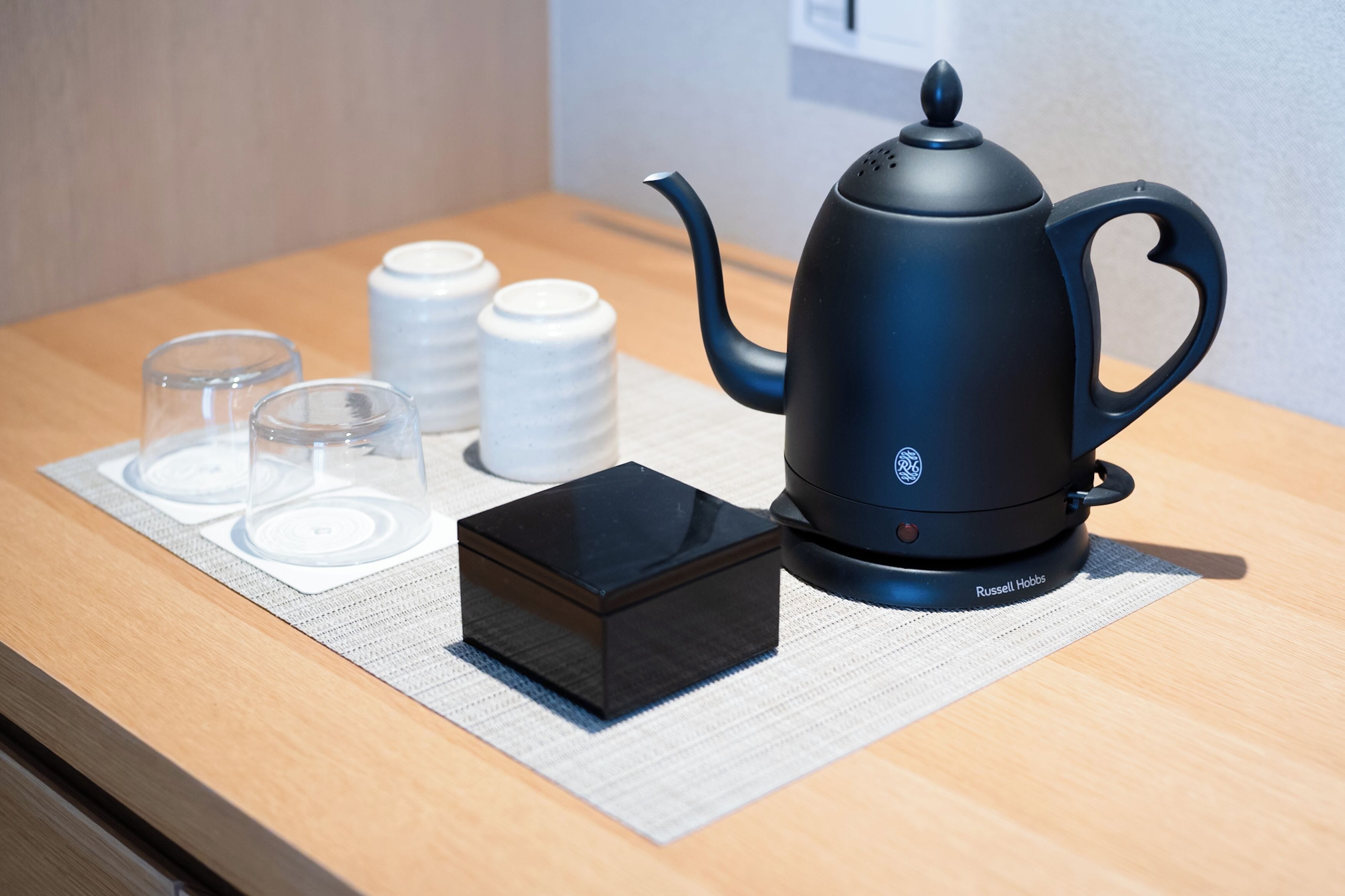 华丽双人房 | 羽绒被、客房内保险箱、遮光窗帘、免费 WiFi