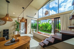 Ayo La Vida | Living area