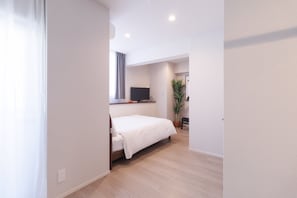 1 habitación, escritorio, internet y ropa de cama