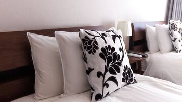 1 habitación, escritorio, internet y ropa de cama