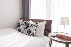 1 chambre, bureau, accès Internet, draps fournis