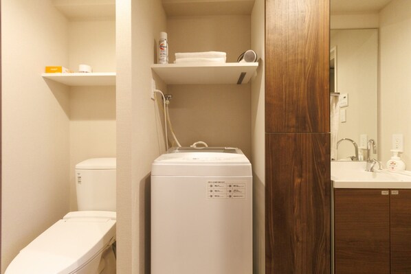 Hair dryer, towels