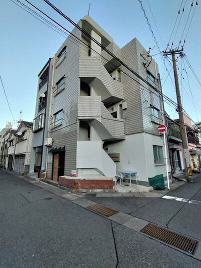 Affordable and clean laundry available free WIFI free parking 1K 201 / Kagoshima Kagoshima