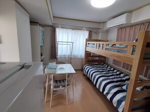 1 bedroom, desk, free WiFi, bed sheets - Affordable and clean laundry available free WIFI free parking 1K 201 / Kagoshima Kagoshima (Kagoshima)