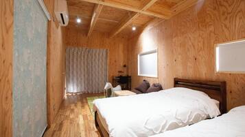 2 bedrooms, desk, free WiFi, bed sheets