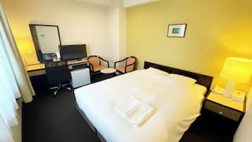 1 bedroom, desk, free WiFi, bed sheets