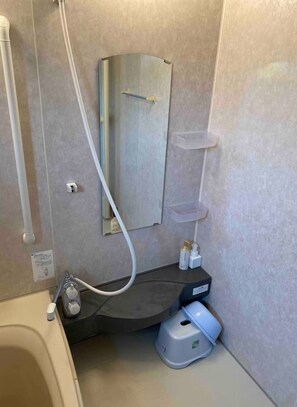 Hair dryer, towels