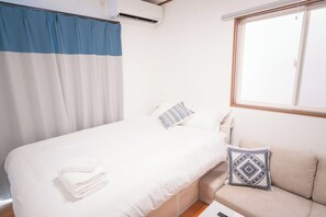 1 bedroom, free WiFi, bed sheets