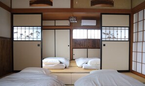 3 chambres, bureau, Wi-Fi gratuit, draps fournis