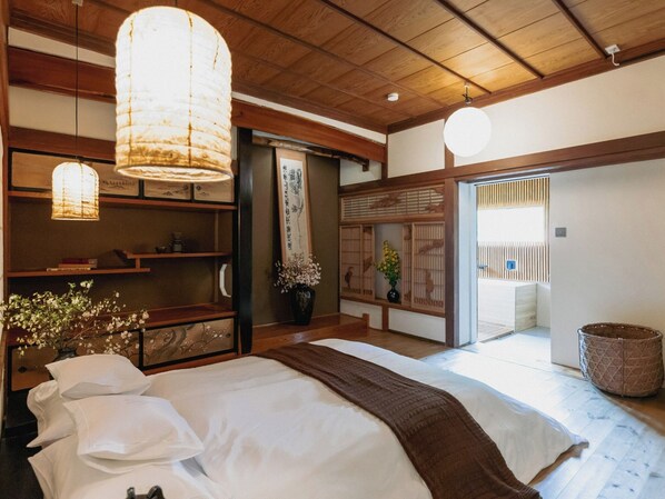 1 bedroom, free WiFi, bed sheets