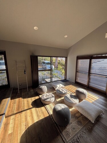 Nonsmoking Room only / Ito Shizuoka