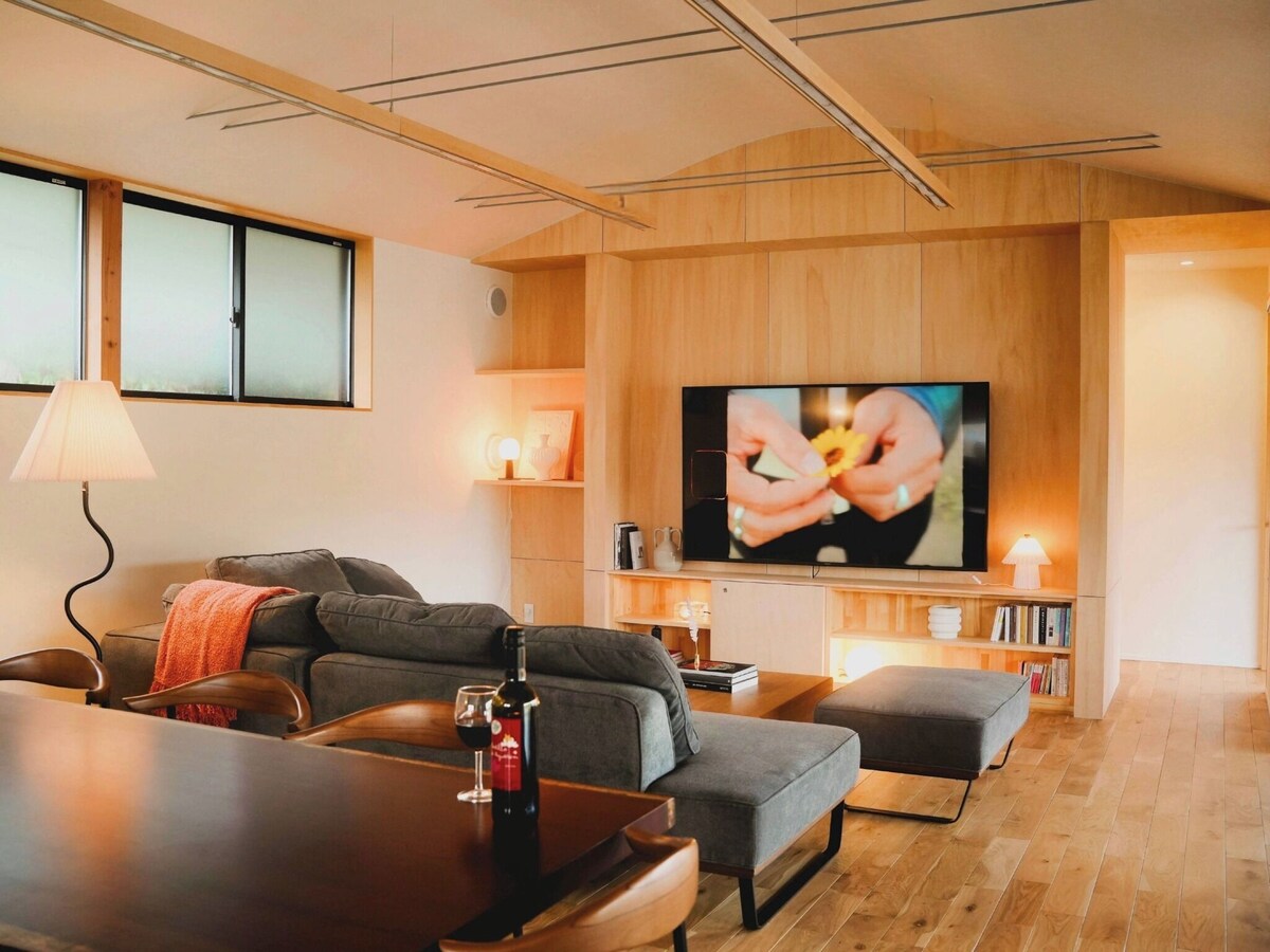 Host profile image