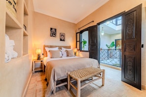 3 chambres, fer et planche à repasser, Wi-Fi gratuit