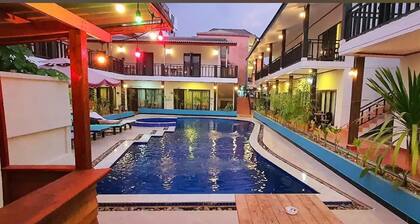 Vangvieng Night Market Resort
