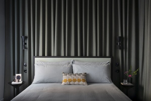 1 habitación, escritorio, tabla de planchar con plancha y wifi gratis 