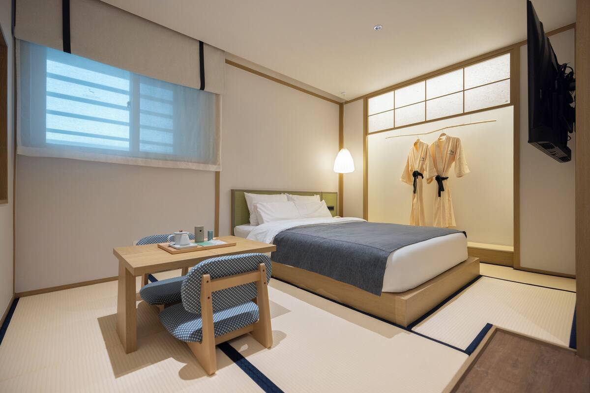 標準雙人房, 城市景觀 | 高級寢具、獨特裝潢、布置獨特、遮光布/窗簾