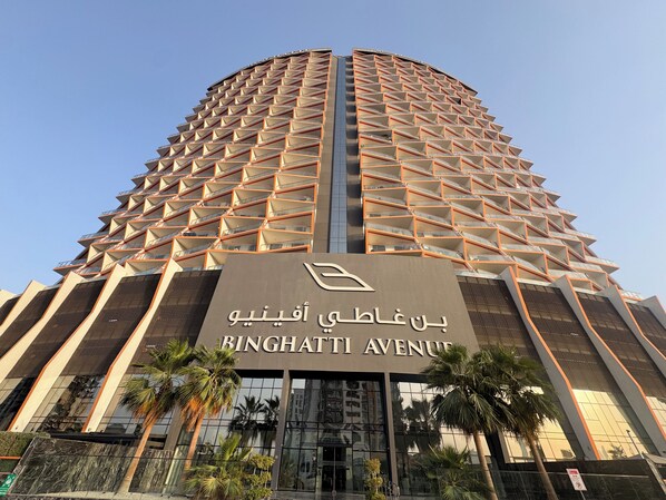Front of property - Grapeful Stay – Luxury Hostel Binghatti Avenue Tower Al Jaddaf (Dubai)