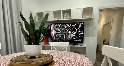 Nanna Margies Guest Home, Pet friendly Quality bedding and a cozy cottage garden