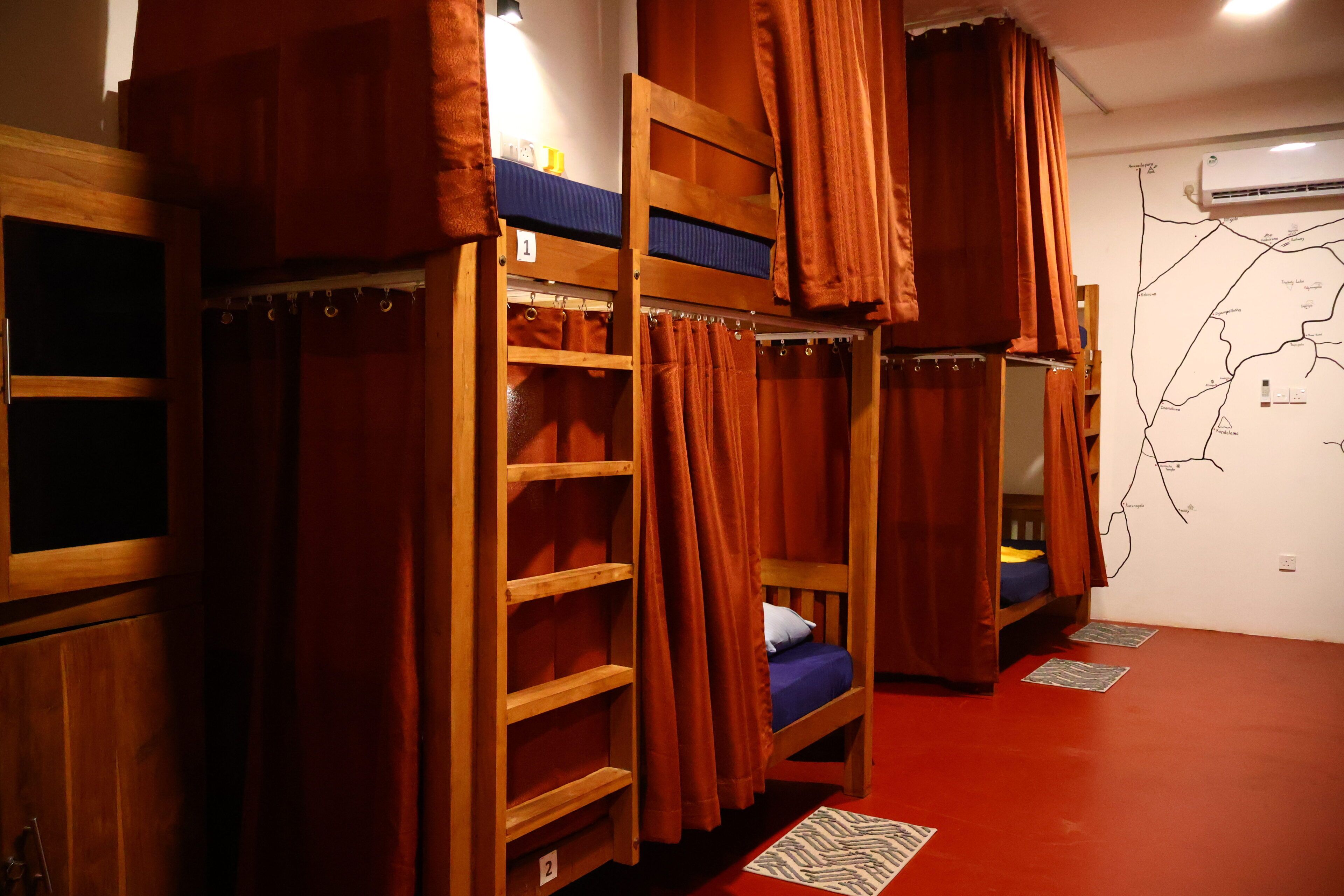 Shared Dormitory | Soundproofing, free WiFi, bed sheets