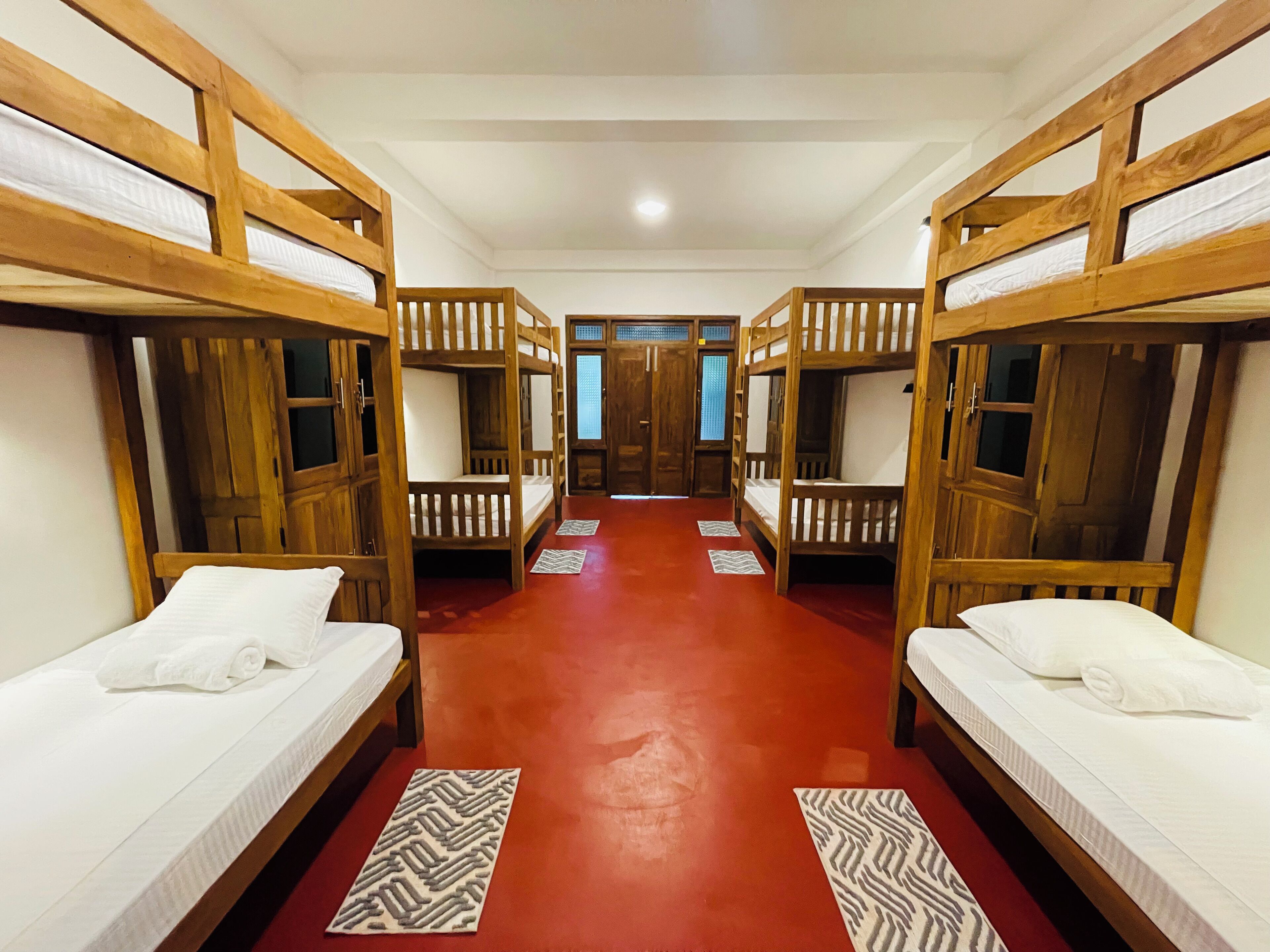 Free WiFi, bed sheets