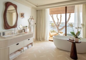 Room, Sea View | Bathroom | Hair dryer, bathrobes, slippers, towels