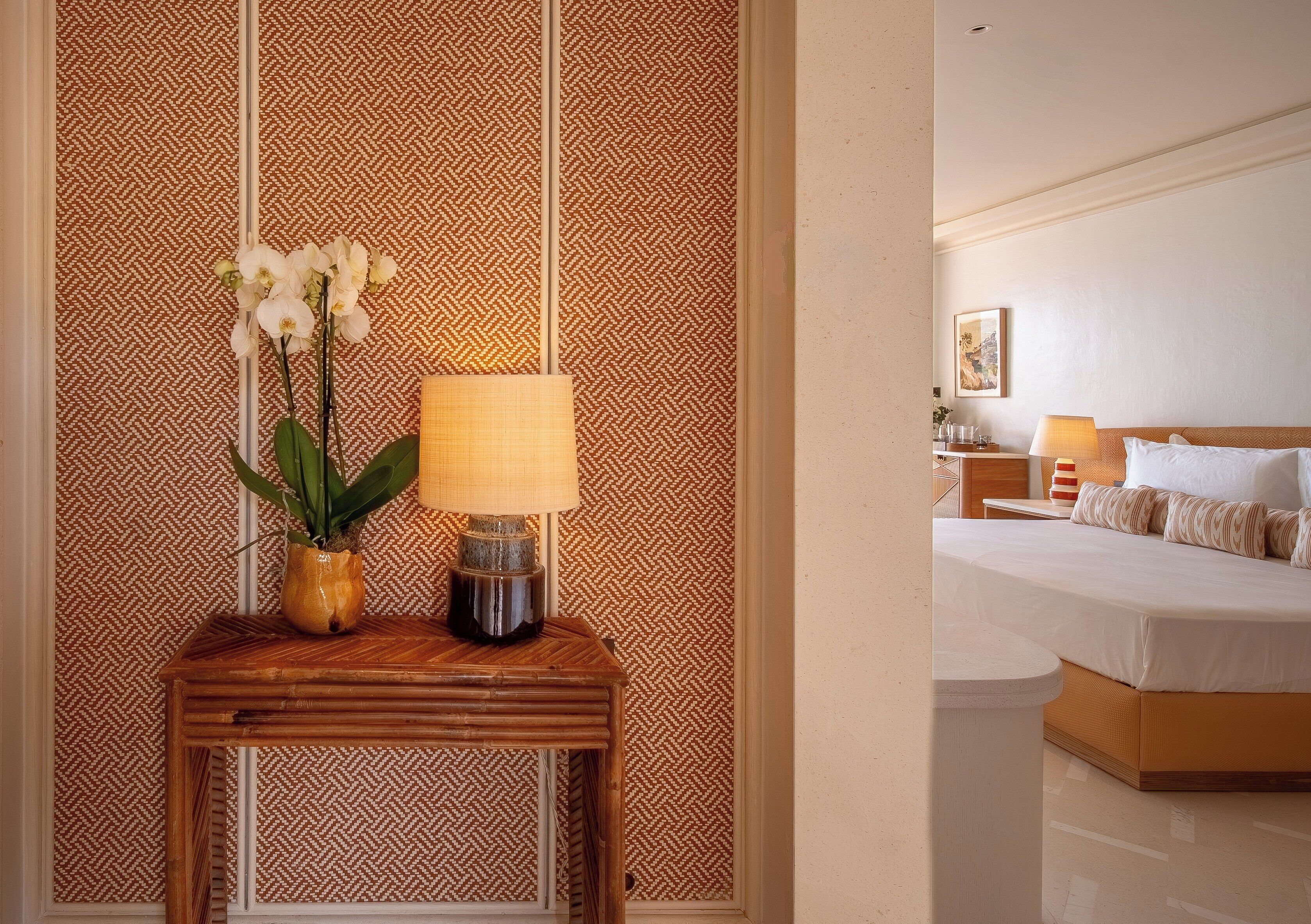 Rum - havsutsikt | Minibar, värdeförvaringsskåp på rummet och individuell inredning