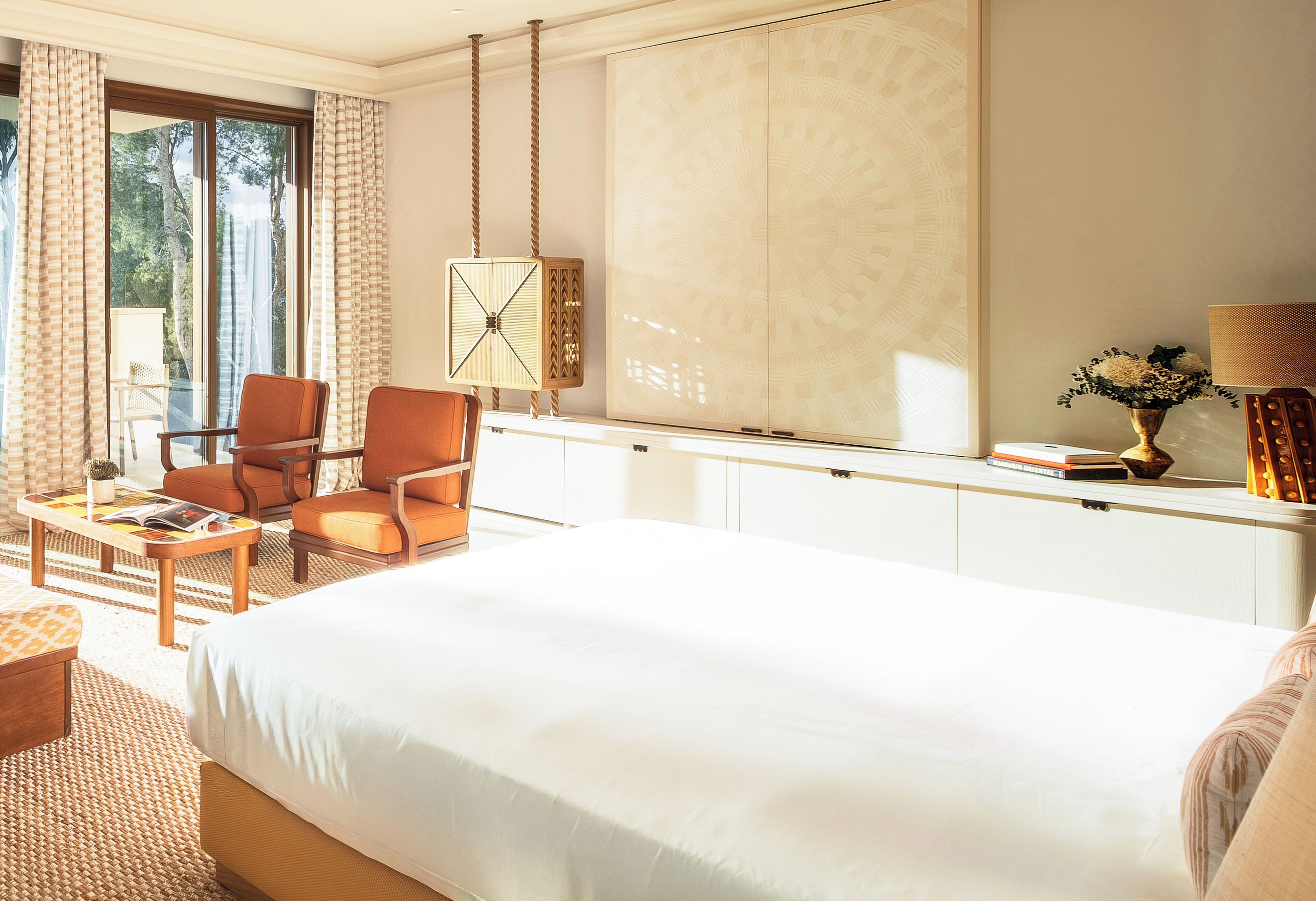 Minibar, safe på rommet, individuelt dekorert og individuelt innredet