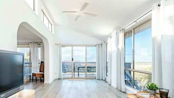 Televisie en een kantoor