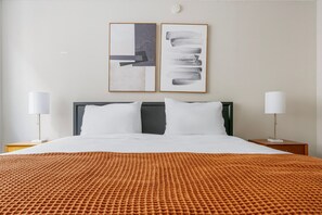 1 chambre, fer et planche à repasser, Wi-Fi, draps fournis