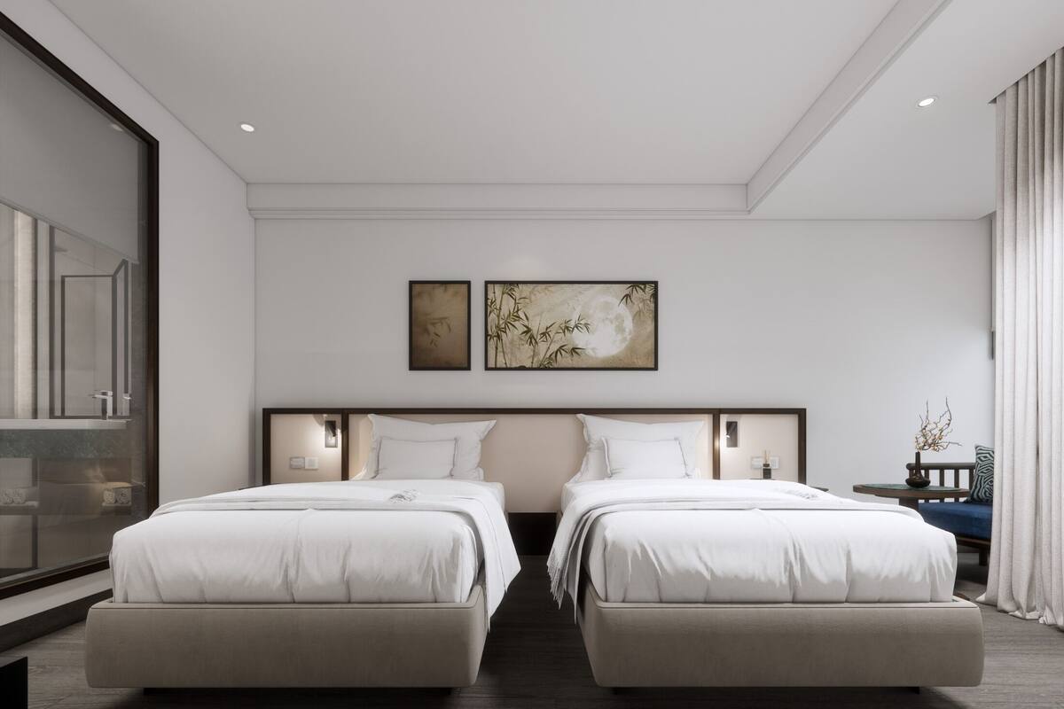 Junior Twin Room, Balcony, City View | In-room safe, desk, laptop workspace, soundproofing