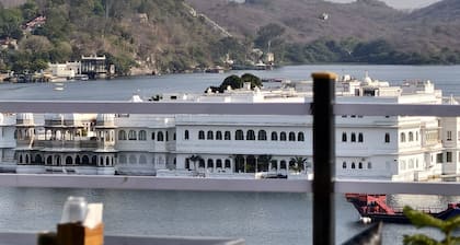 Hotel Lake Star Bistro