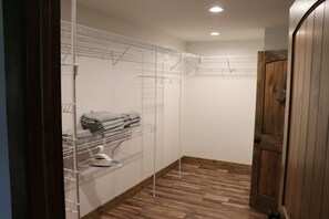 Interior - Mammoth Cave Cabin Rentals 12 (Mammoth Cave)