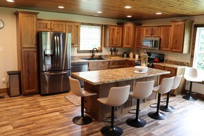 Private kitchen - Mammoth Cave Cabin Rentals 12 (Mammoth Cave)