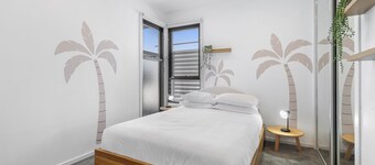 Stylish 3-Bed Thornbury Stay with Outdoor Lounge