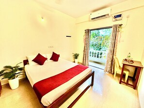 Gallery tweepersoonskamer, 1 queensize bed, airconditioning, langs het strand | Gratis wifi, beddengoed