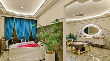 Behandlingsrum til par, sauna, boblebad, dampbad, tyrkisk bad/hammam