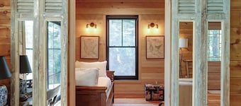 Cottage at Deer Ridge Farm