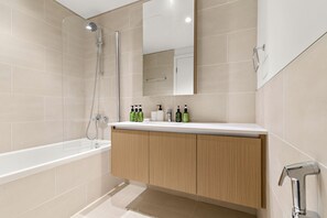 2 bedrooms - Lotus at Creek Beach 1 - 407 2BD (Dubai)