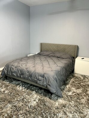 1 غرفة نوم وواي فاي مجانًا وملاءات أسرّة