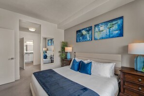 2 Schlafzimmer, Schreibtisch, Bügeleisen/Bügelbrett, Reisekinderbett