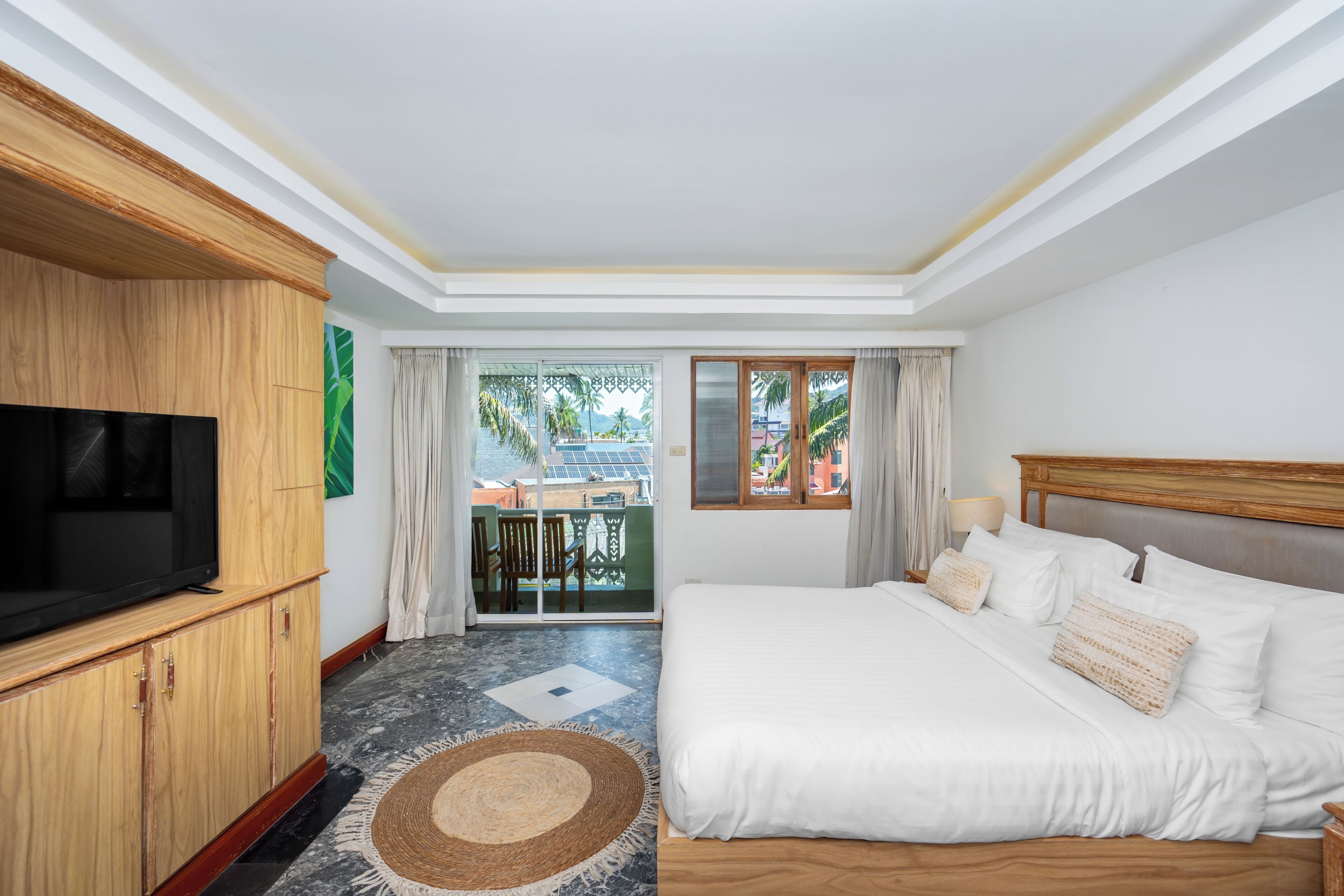 Chambre familiale | Bureau, espace de travail pour ordinateurs portables