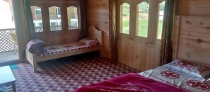 Standard Room | Desk, free WiFi - Green Land Guest House (Taobat)