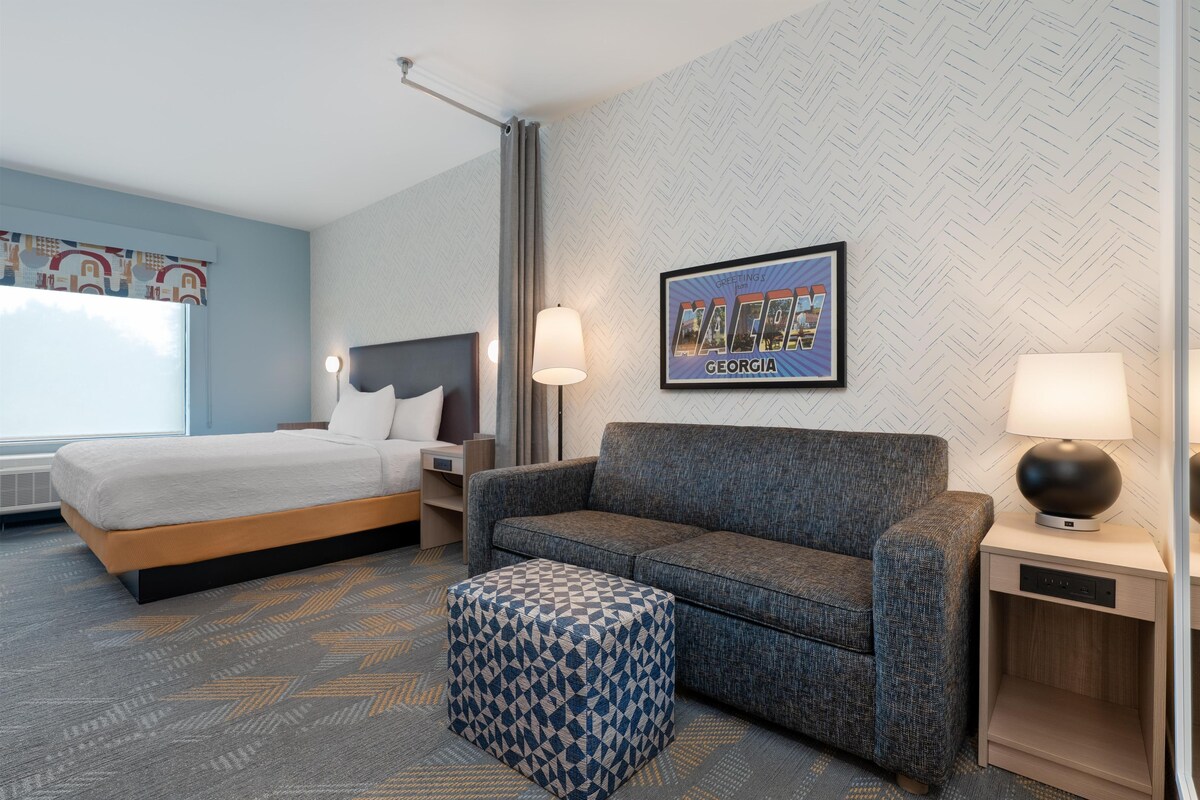 1King Hearing Accessible Studio Suite
