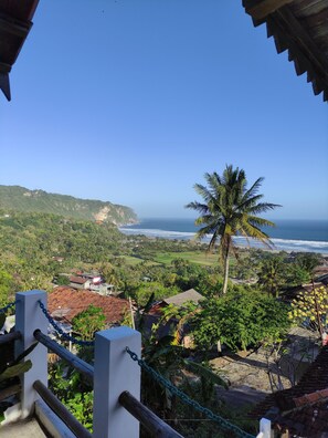 Classic Villa, Ocean View | Beach/ocean view
