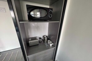 Interior - Costays Apartment | Standard Double Studio (Middlesbrough)