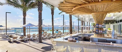 Poolbar