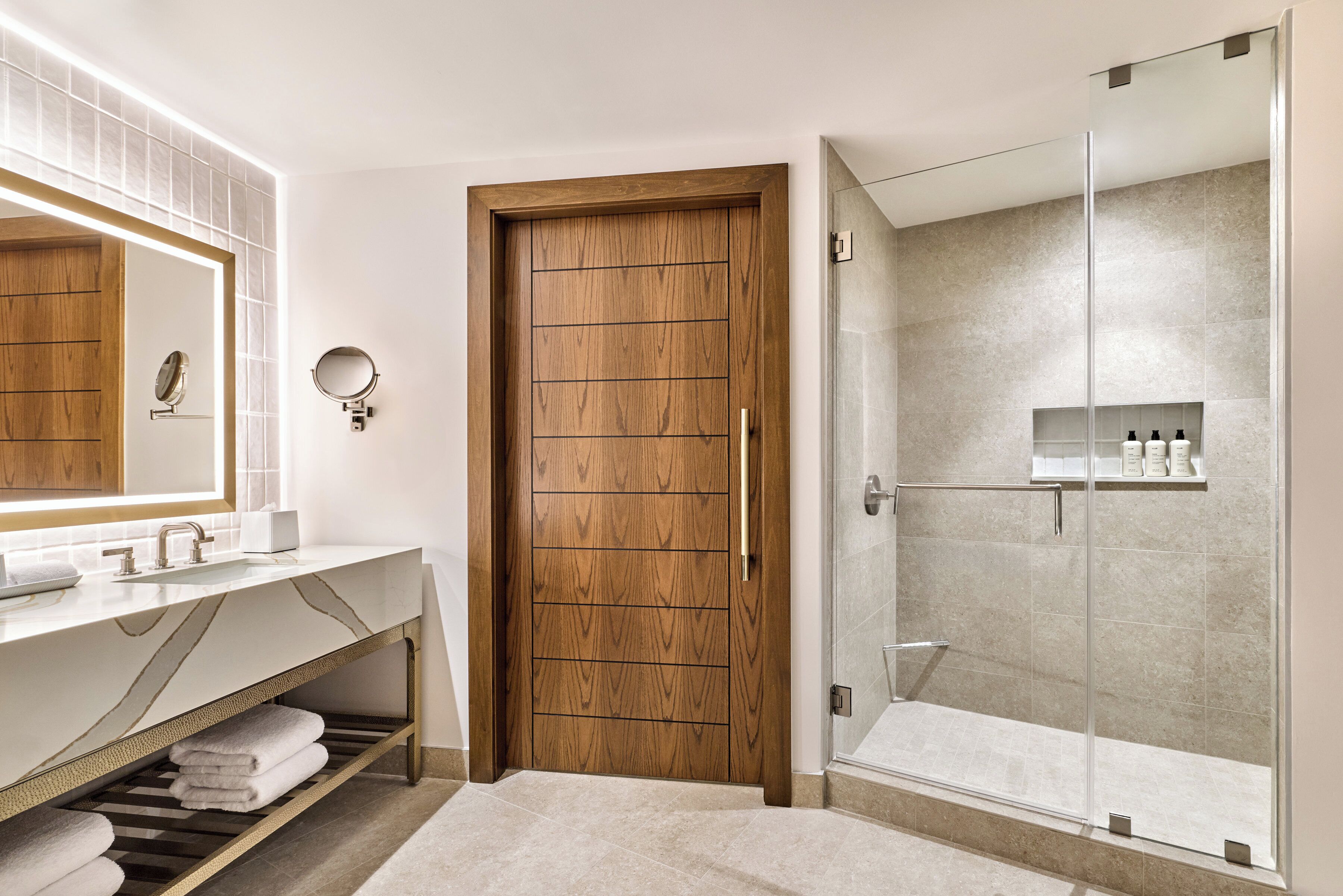Studiosuite, 1 kingsize-seng | Dusj på badet