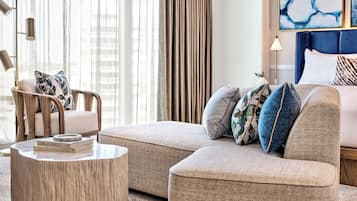 Ropa de cama de alta calidad y camas con pillow-top