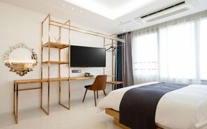 Double Room, 1 Double Bed | Desk, free WiFi
